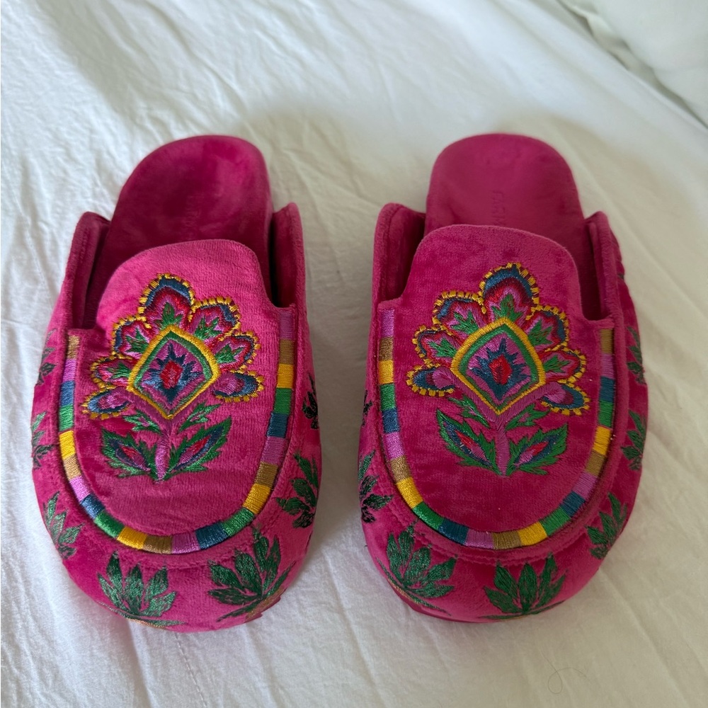 FARM Rio Velvet Tapestry Clog Mule (New w/out tag)